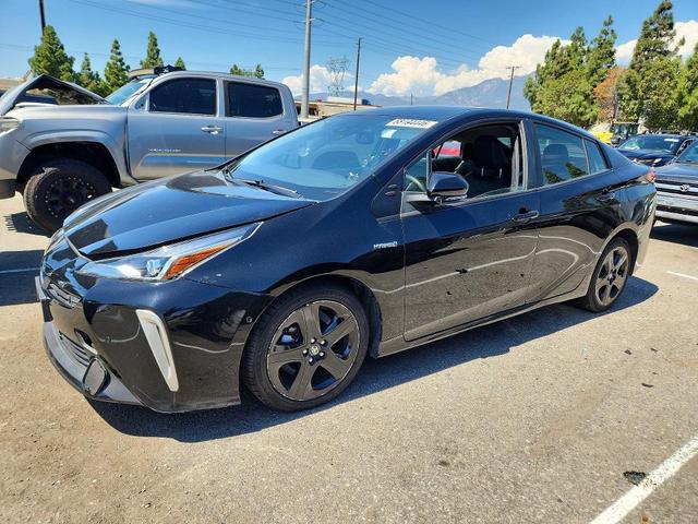 2022 TOYOTA PRIUS XLE  