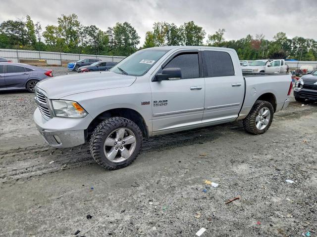 2014 RAM 1500 SLT  