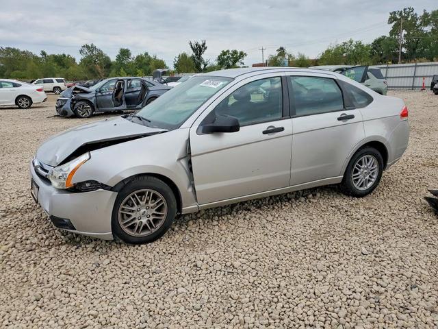 2009 FORD FOCUS SE  