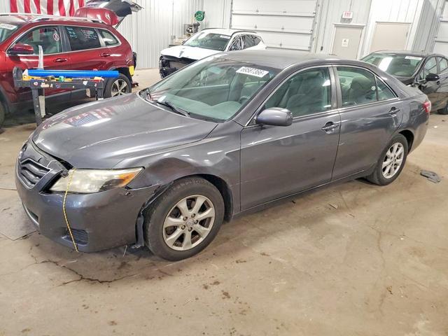 2011 TOYOTA CAMRY LE  