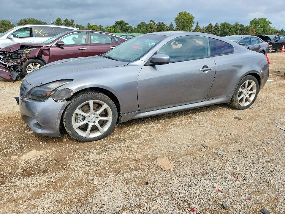 2011 INFINITI G37 COUPE X  