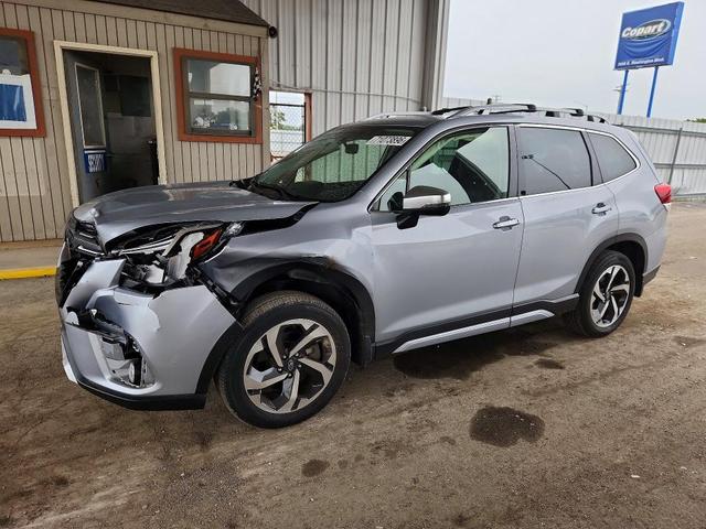 2023 SUBARU FORESTER