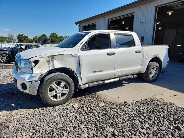 2011 TOYOTA TUNDRA CREWMAX SR5  