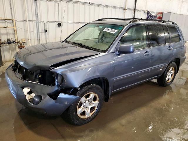 2005 TOYOTA HIGHLANDER BASE  