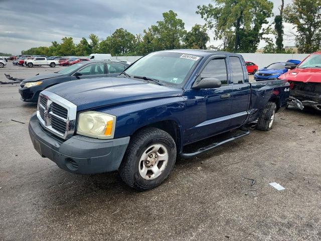 2005 DODGE DAKOTA ST  
