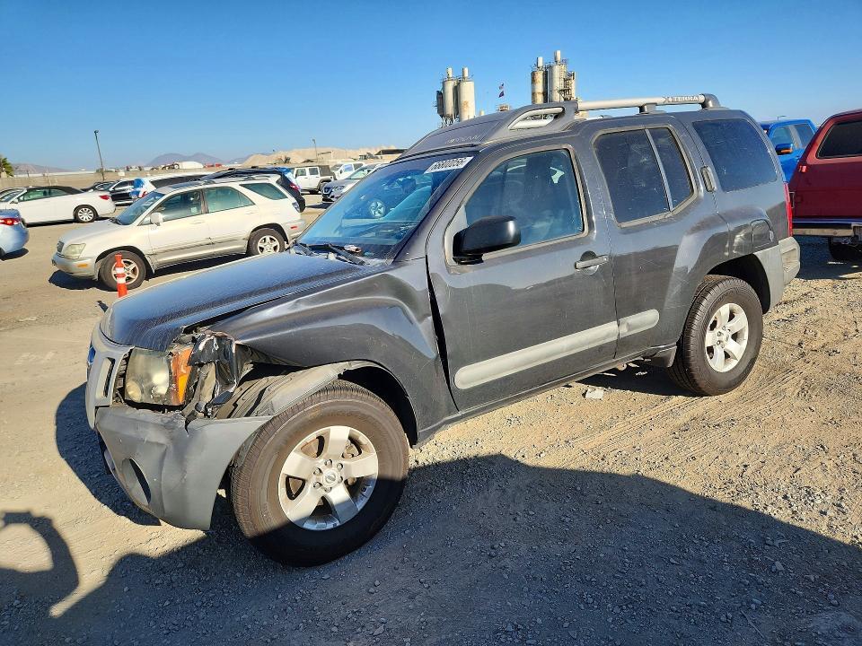 2012 NISSAN XTERRA X  