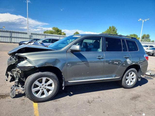 2012 TOYOTA HIGHLANDER SE  