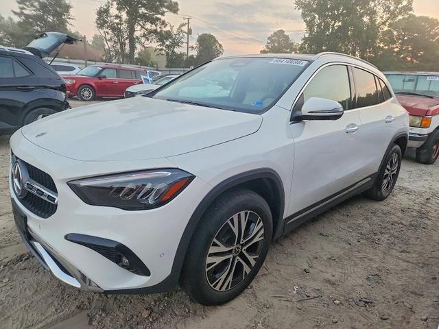 2025 MERCEDES-BENZ GLA 250  