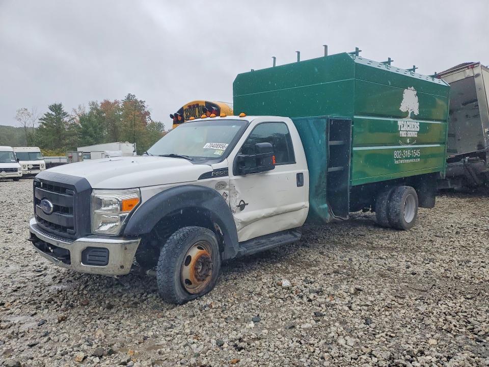 2014 FORD F550 SUPER DUTY CHIPPER TRUCK