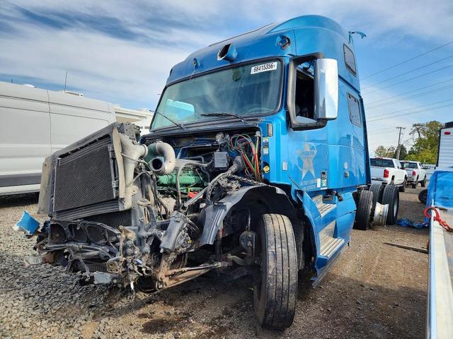 2017 VOLVO VN VNL  