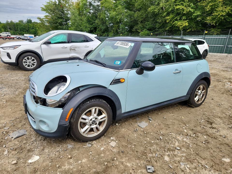 2013 MINI COOPER   