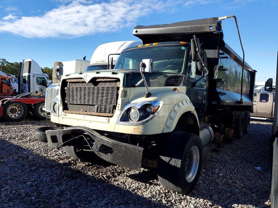 2013 INTERNATIONAL 7600 DUMP TRUCK