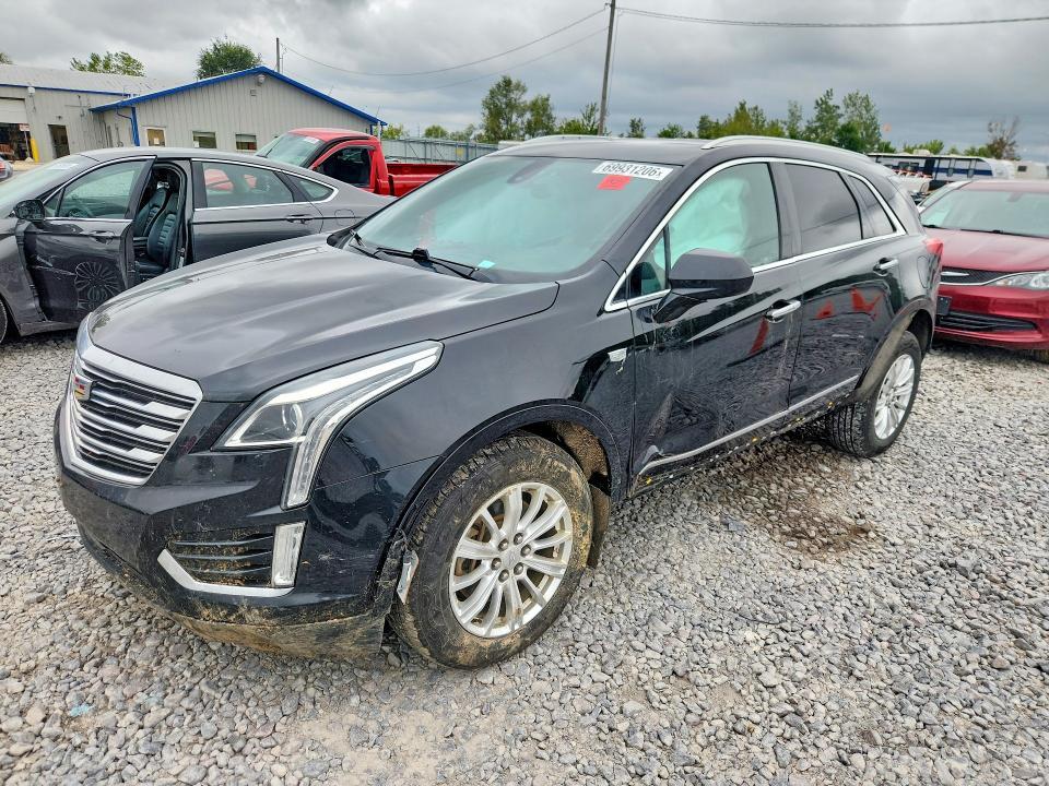 2017 CADILLAC XT5   