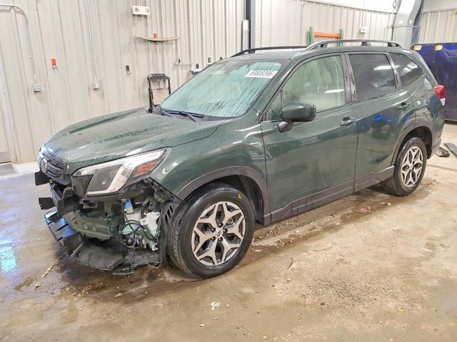 2024 SUBARU FORESTER PREMIUM  
