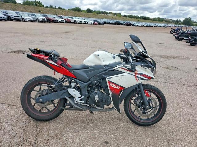 2016 YAMAHA YZFR3   