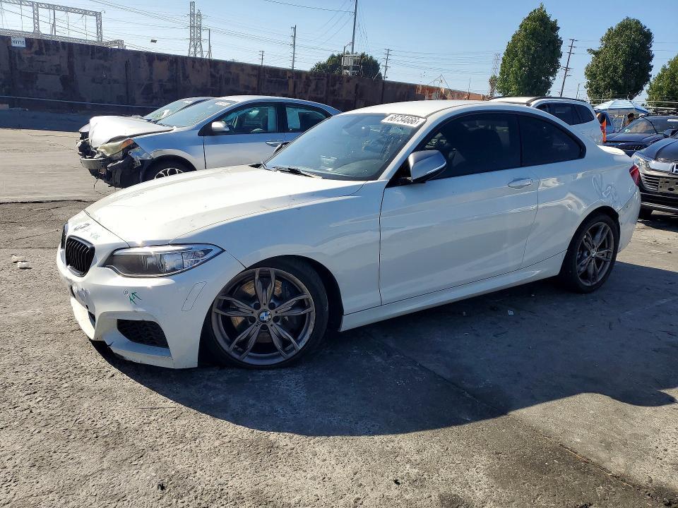2016 BMW M235I   
