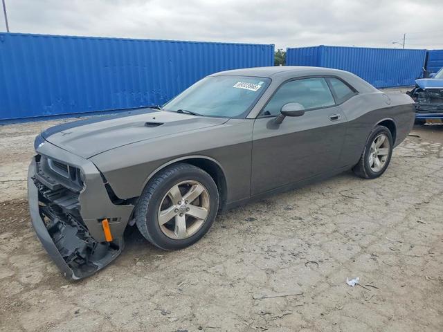 2010 DODGE CHALLENGER SE  