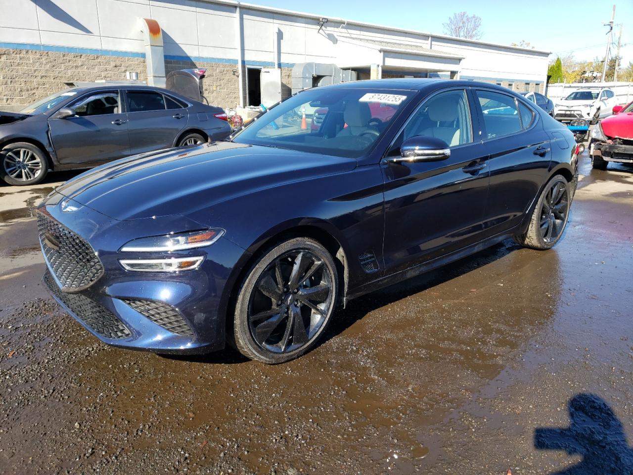Vista de 2023 GENESIS G70 2.0T, ángulo 1