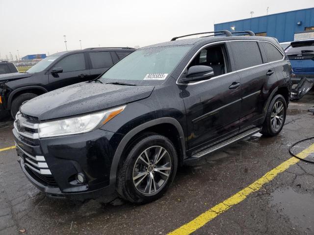 2017 TOYOTA HIGHLANDER LE PLUS  