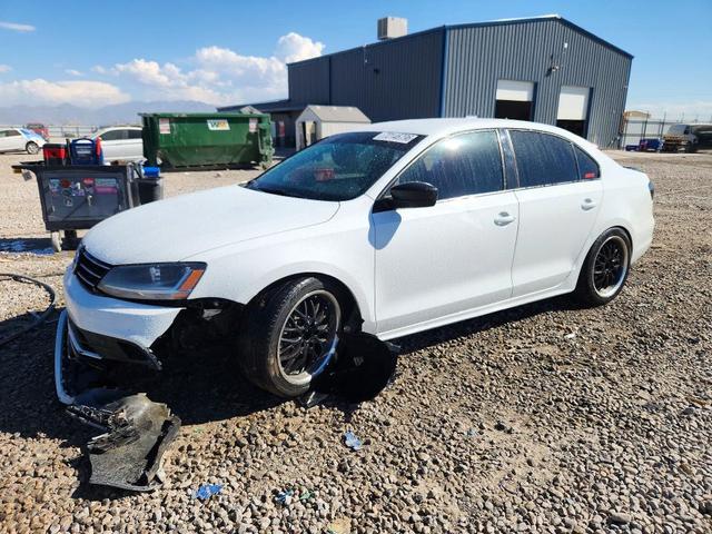 2017 VOLKSWAGEN JETTA SPORT  