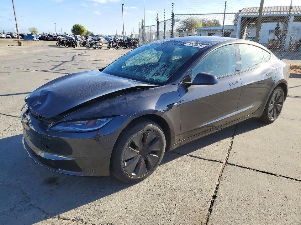 2025 TESLA MODEL 3   