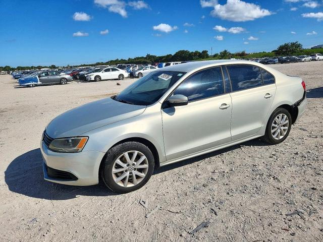2011 VOLKSWAGEN JETTA SE  