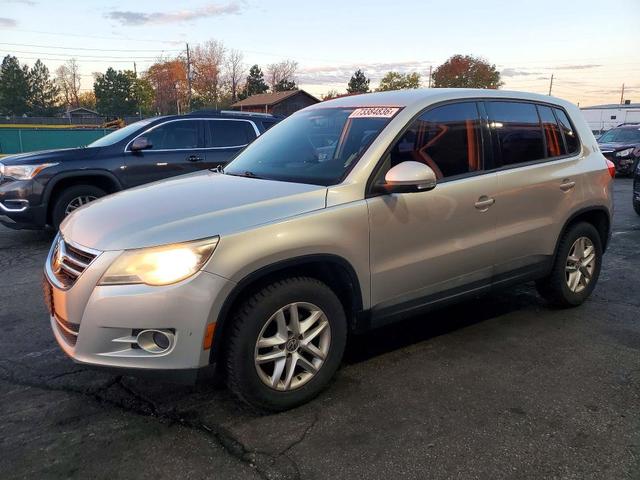 2011 VOLKSWAGEN TIGUAN