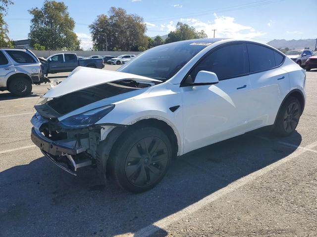 2025 TESLA MODEL Y   