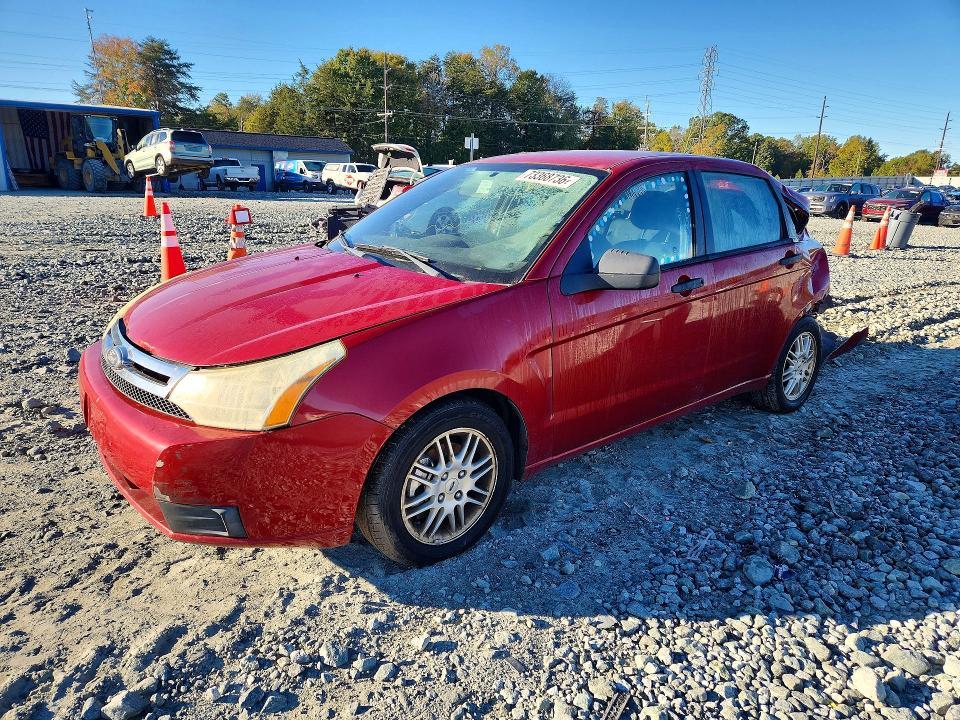 2011 FORD FOCUS SE  