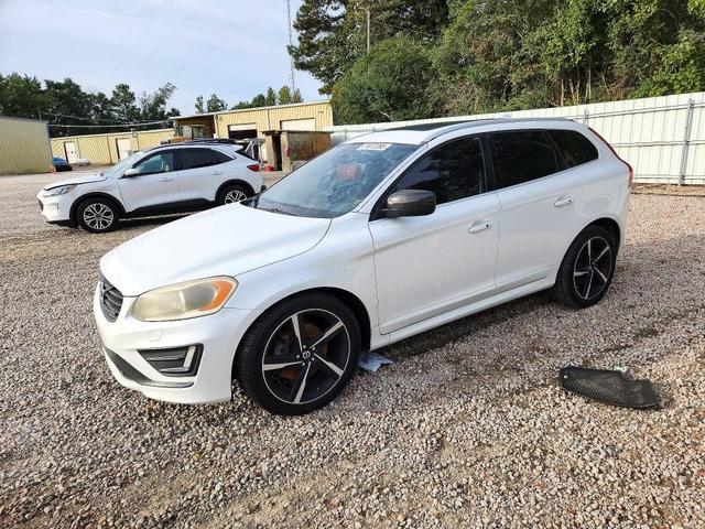 2015 VOLVO XC60 T6 R-DESIGN PREMIER  