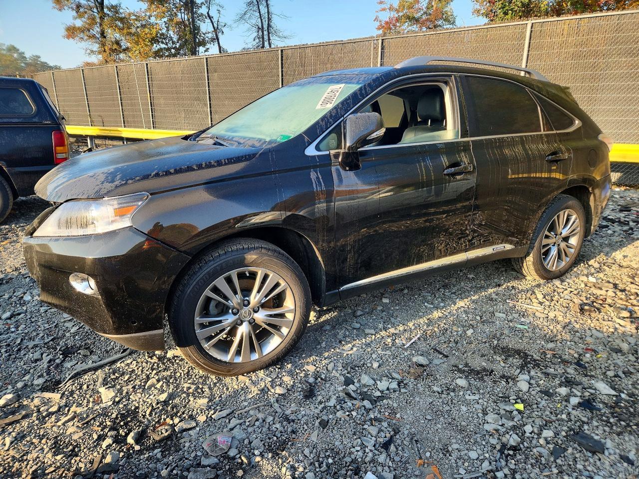 Vue de 2013 LEXUS RX 450H, angle 1