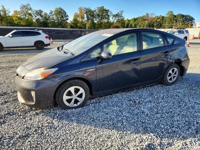 2015 TOYOTA PRIUS TWO  
