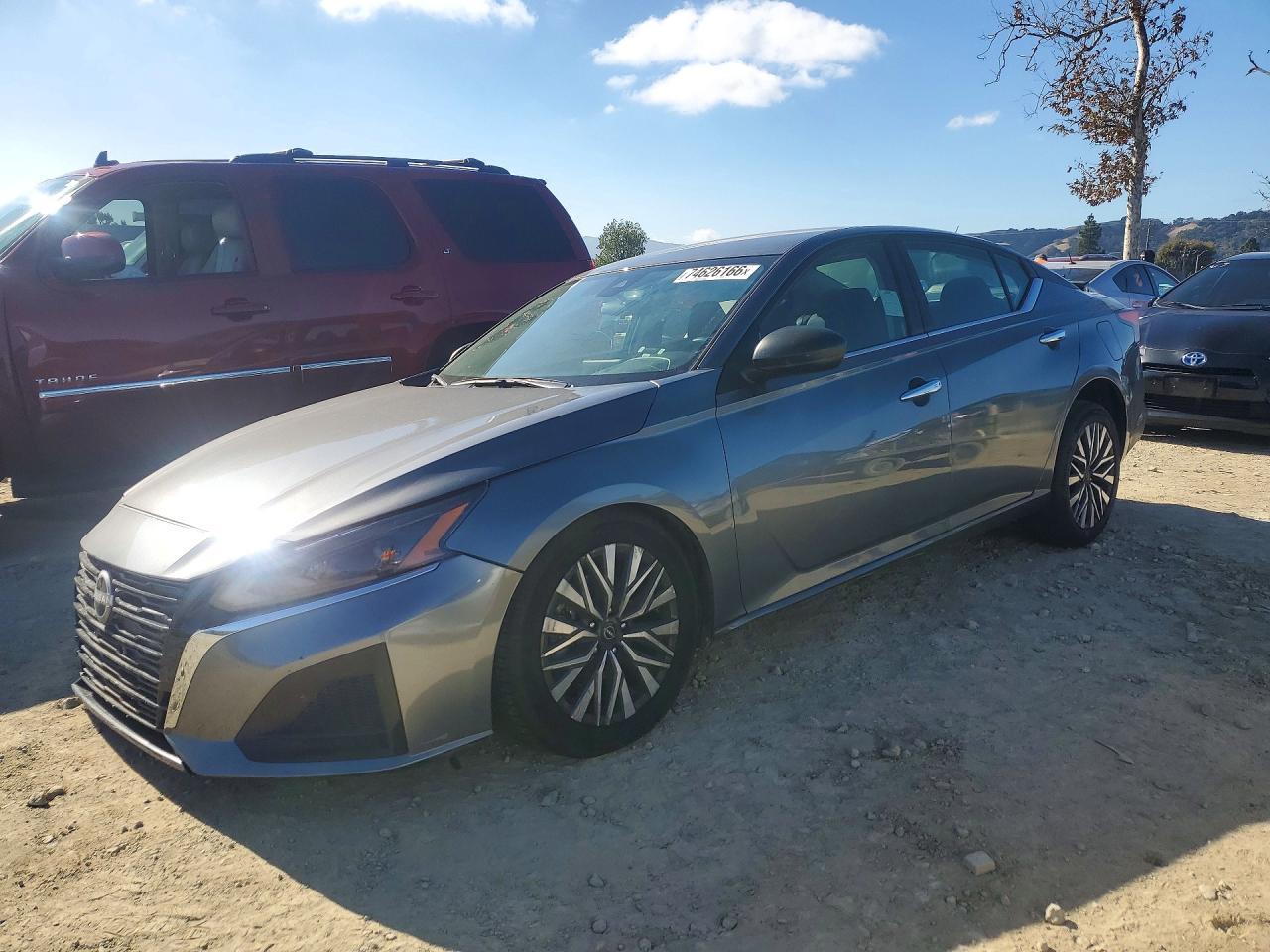منظر 2024 NISSAN ALTIMA SV، زاوية 1