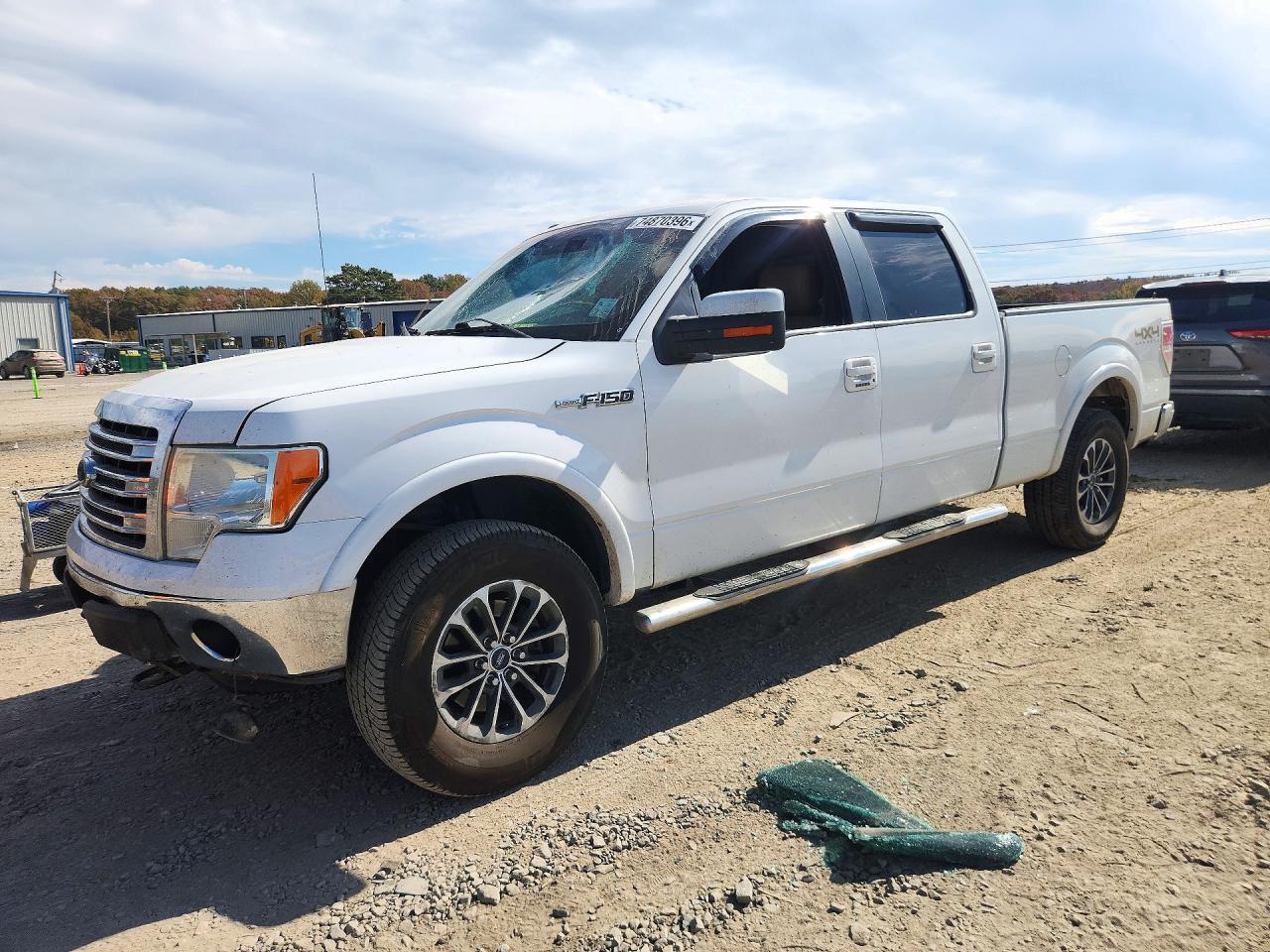 Vue de 2013 FORD F150 SUPERCREW, angle 1
