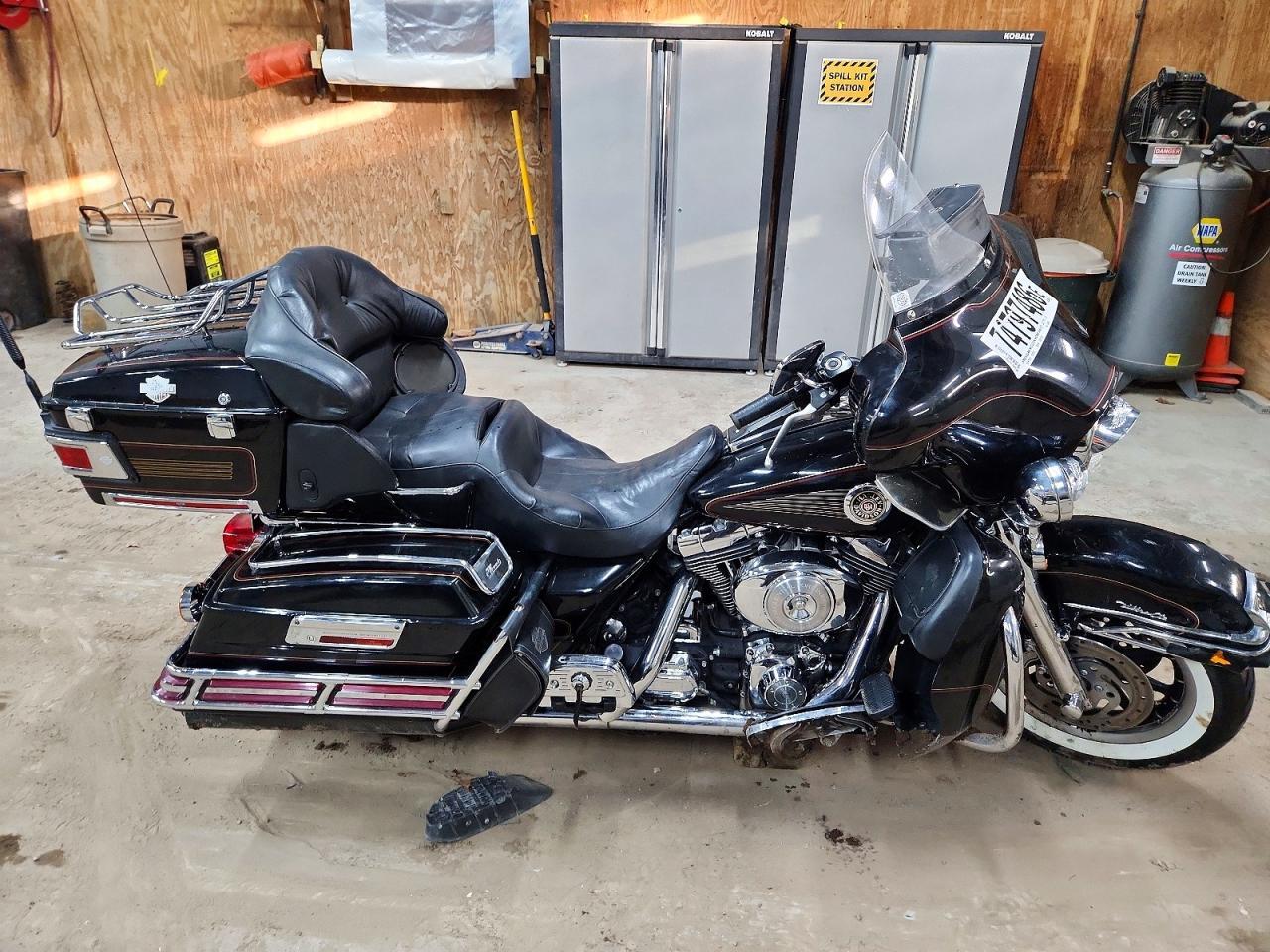 2001 HARLEY-DAVIDSON FLHTCUI view, angle 1