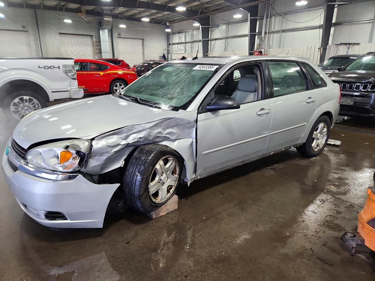 Vista de 2005 CHEVROLET MALIBU MAXX LT, ángulo 1