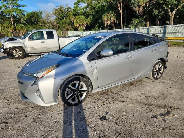 2018 TOYOTA PRIUS