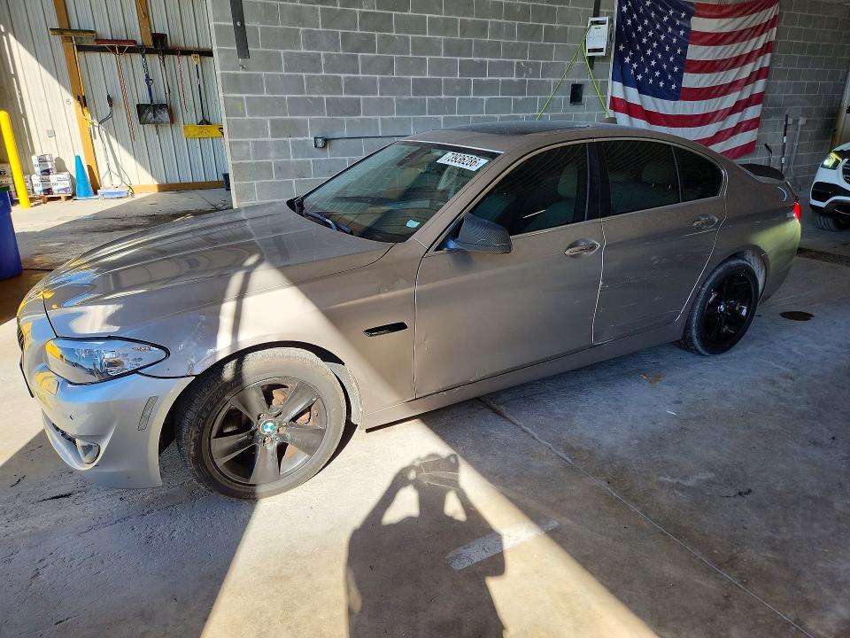 2011 BMW 528 I  