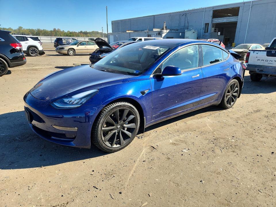 2018 TESLA MODEL 3   