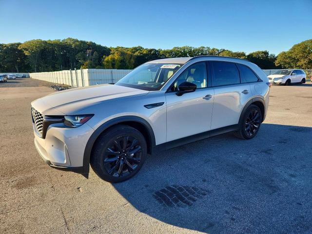 2026 MAZDA CX-90