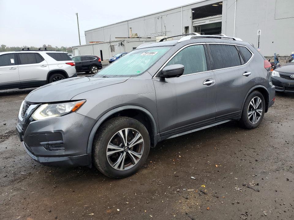 2019 NISSAN ROGUE SV  
