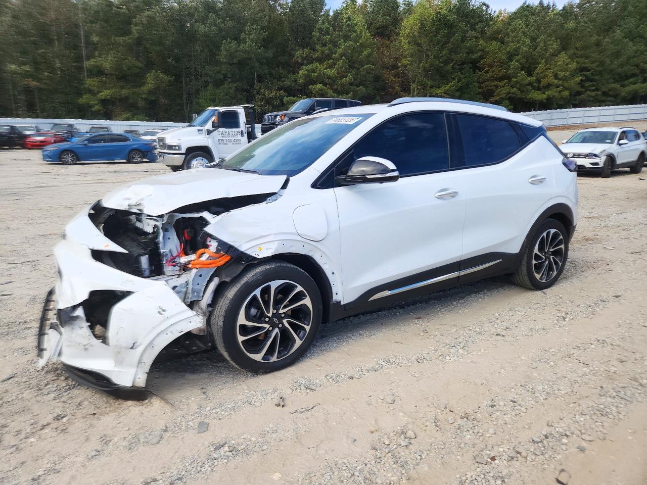 2023 CHEVROLET BOLT EUV PREMIER view, angle 1