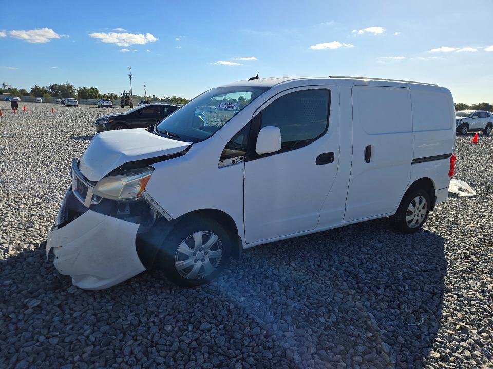 2014 NISSAN NV200 SV  
