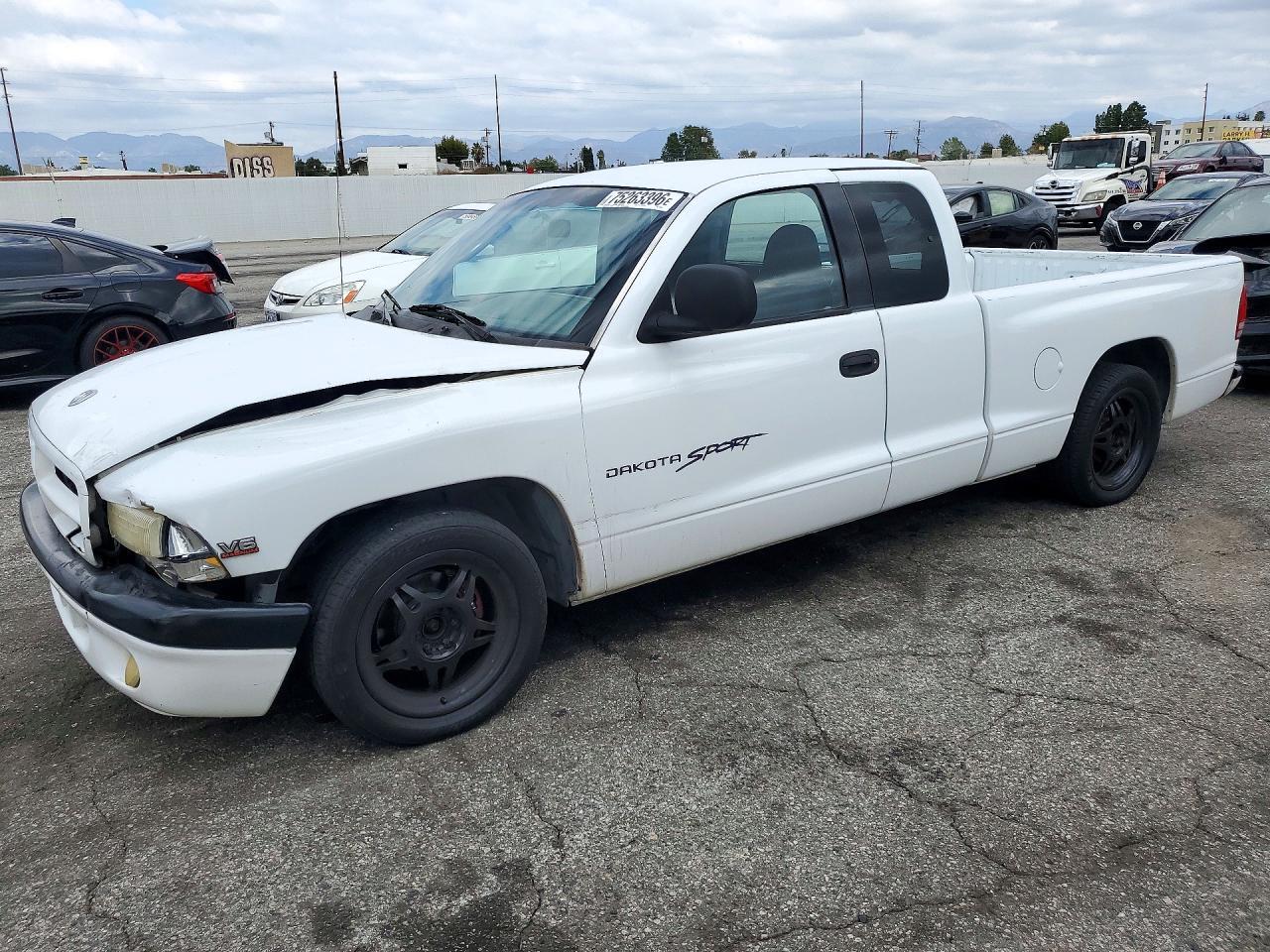 Vue de 2000 DODGE DAKOTA SPORT, angle 1