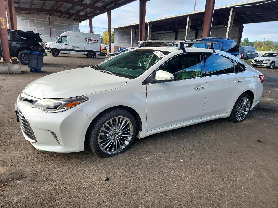 2016 TOYOTA AVALON LIMITED  