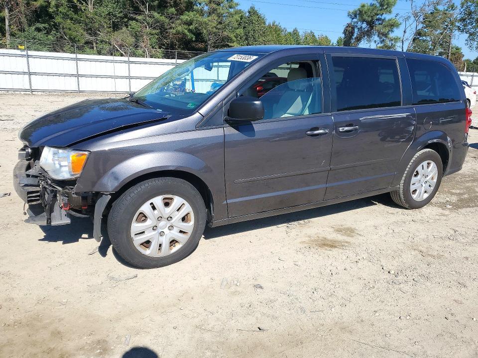 2015 DODGE GRAND CARAVAN SE  