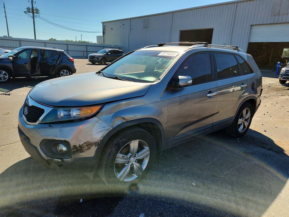 2013 KIA SORENTO EX  
