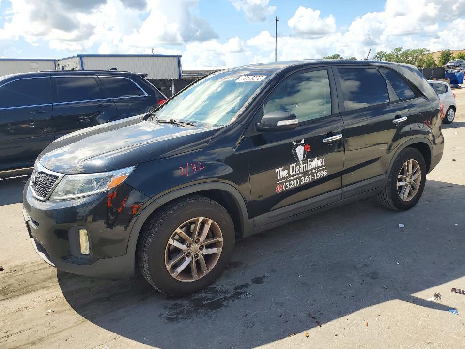 2014 KIA SORENTO LX  