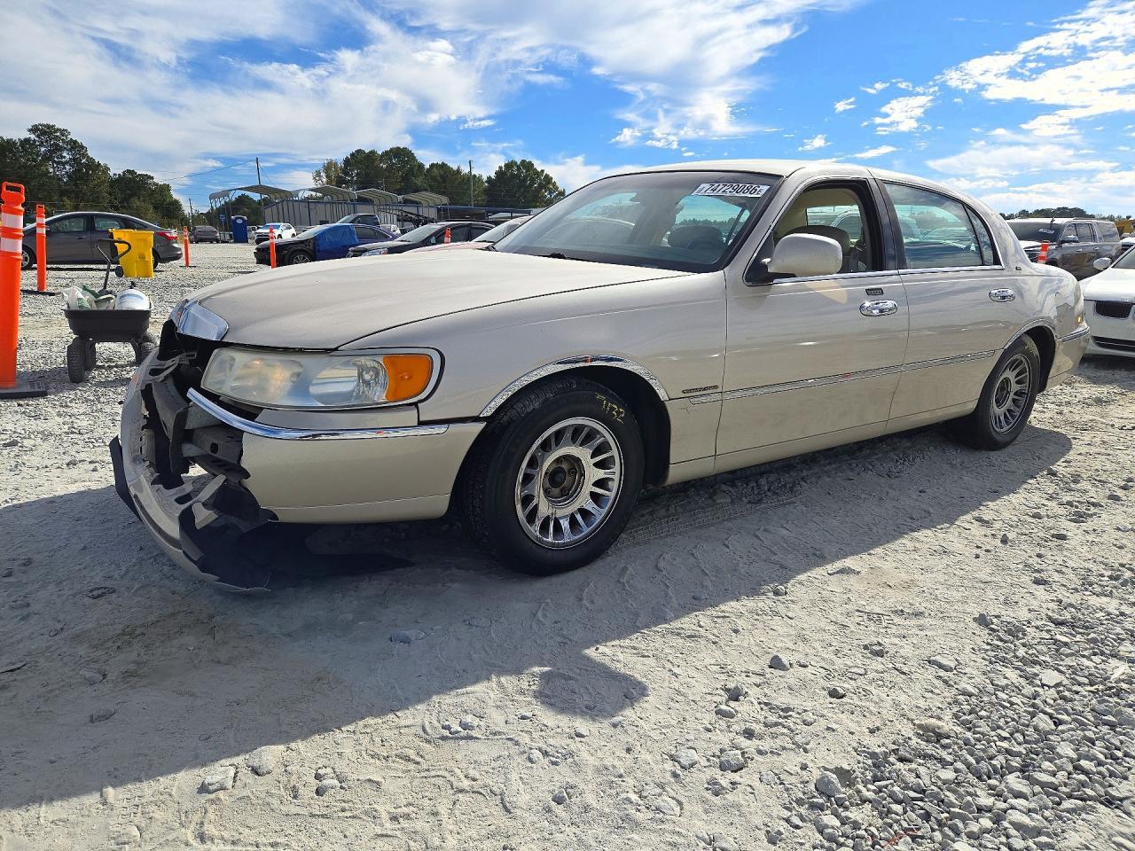 منظر 1999 LINCOLN TOWN CAR CARTIER، زاوية 1