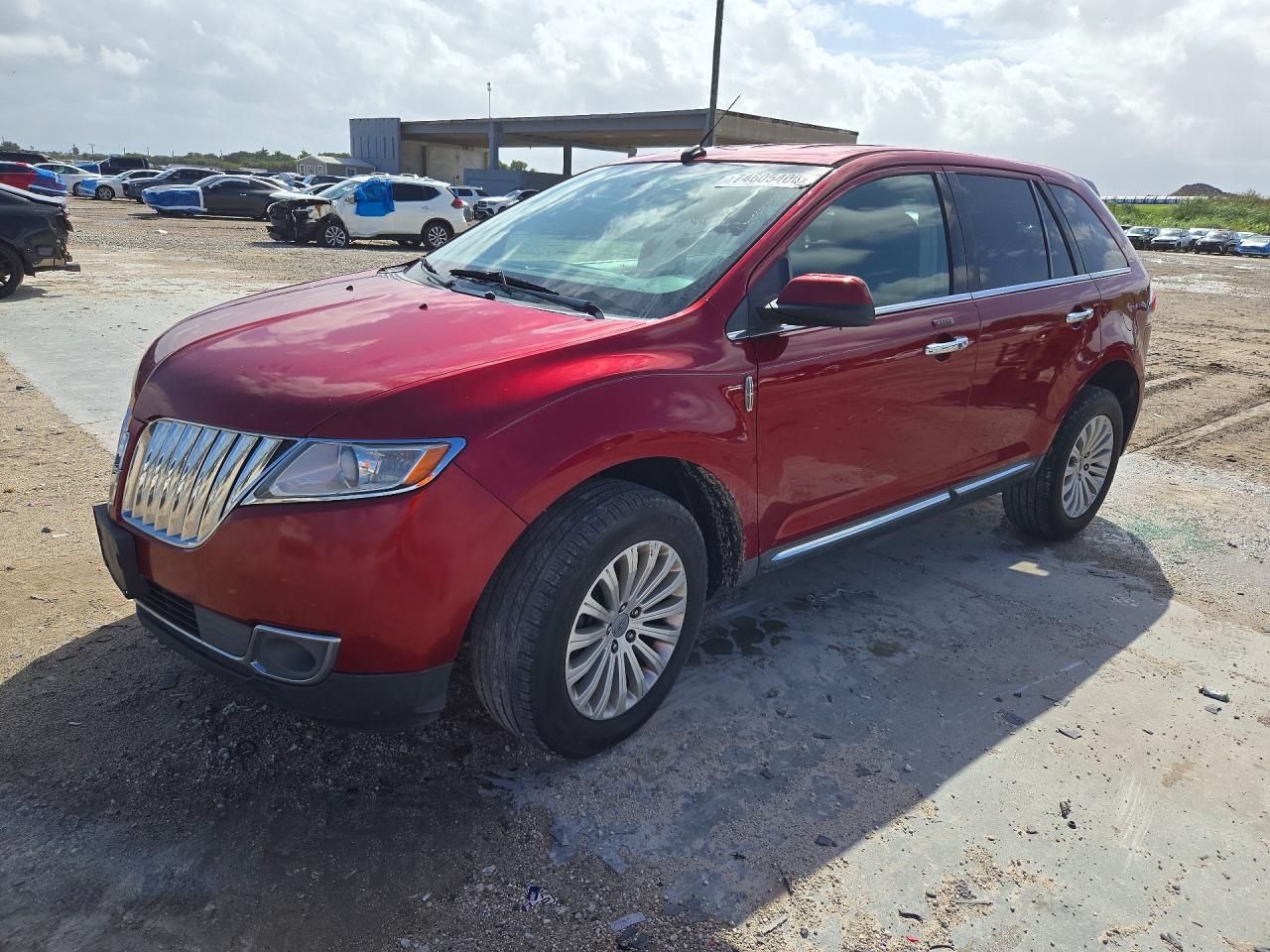 Vue de 2013 LINCOLN MKX, angle 1
